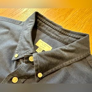 Slim-fit heavy cotton Club Monaco shirt in navy blue